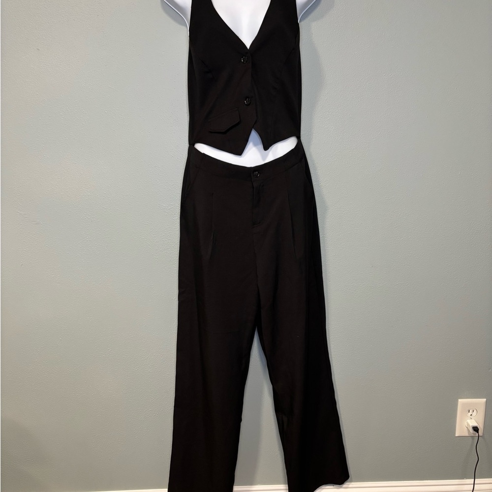 Lulu's Classic Black Pantsuit